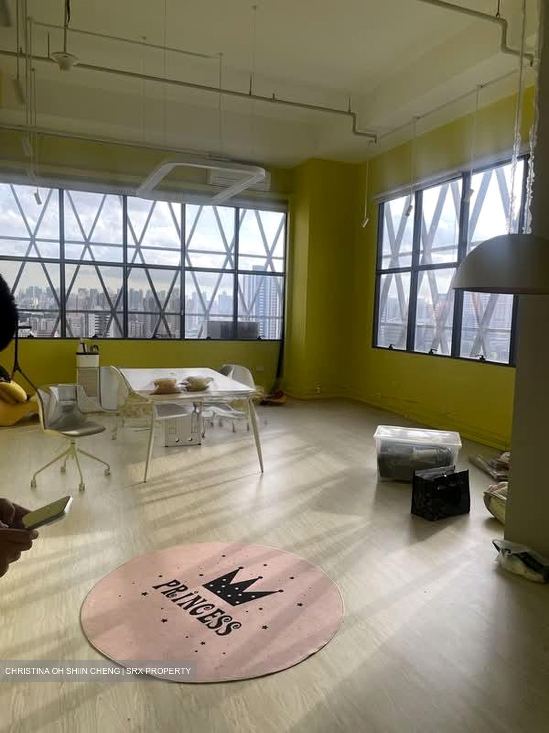 Ct Hub 2 (D12), Office #604744521